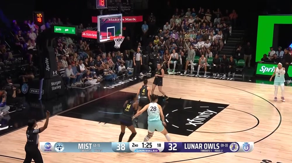 百家乐规则-李月汝出战3分钟就砍下全队半场最高13分！三分+全场一条龙秀爆了